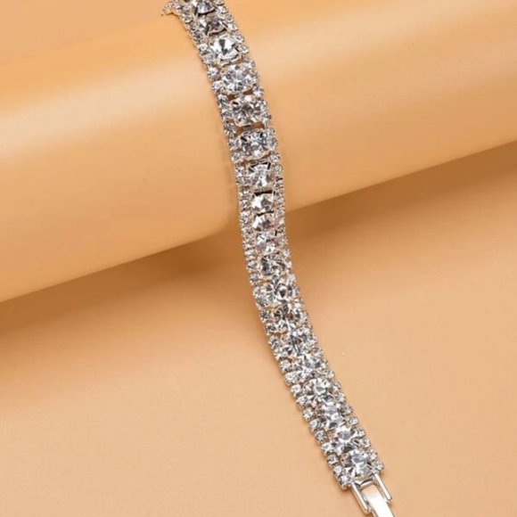 Rhinestone bracelets for women and girls - Picture 3 of 3